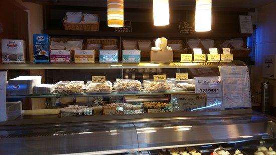 Cofetaria Domino