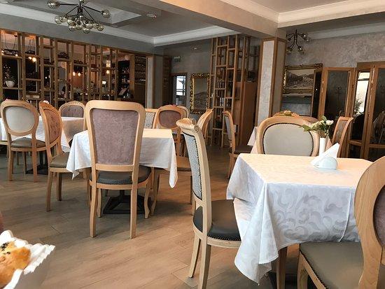 Restaurant Roser House